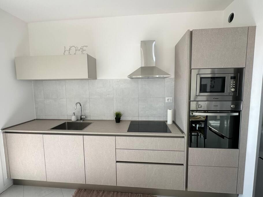 Elysion - Park View Apartment Milan Luaran gambar